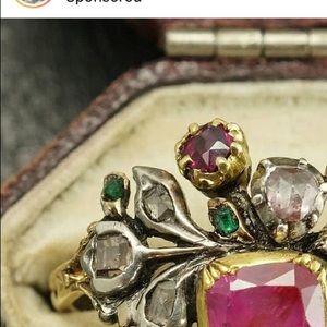 Meet your Posher, Leah